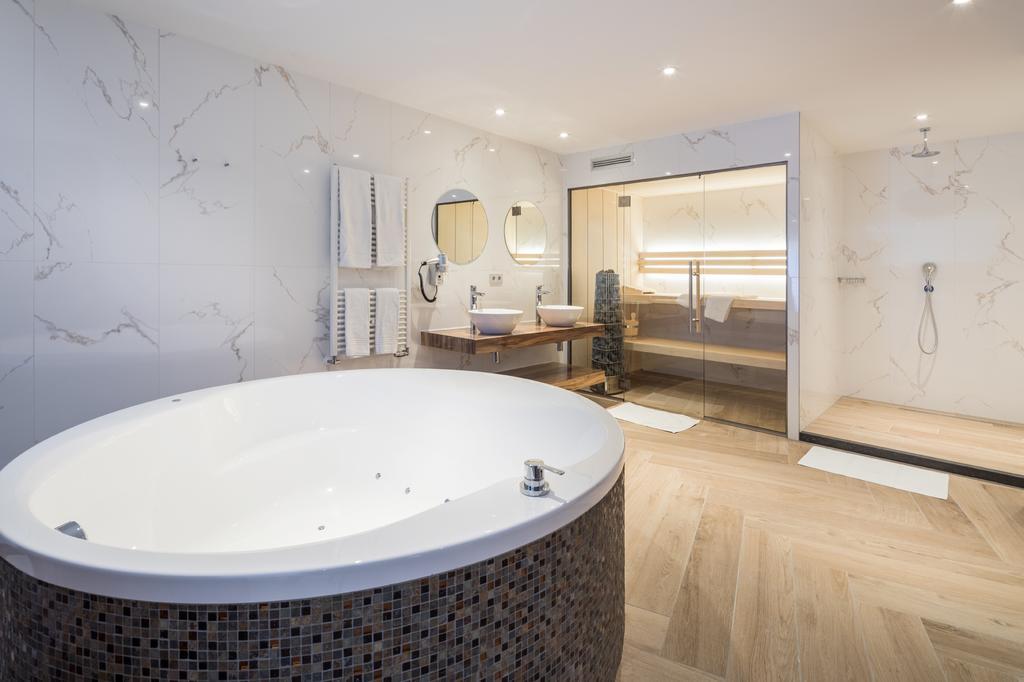 Van Der Valk Hotel Wieringermeer Wieringerwerf Exteriör bild